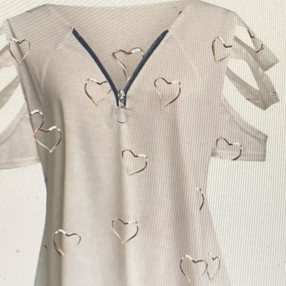 Short Sleeve soft zipper V neck top NEW!